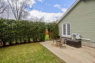 405 New Ludlow Rd, Chicopee, MA 01020 - Photo 8