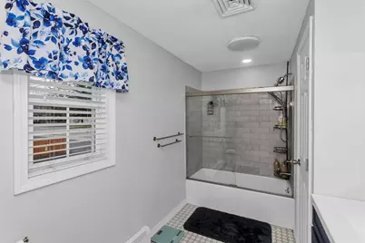 405 New Ludlow Rd, Chicopee, MA 01020 - Photo 18