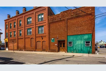 6 Cushing St #1, Waltham, MA 02453 - Photo 16