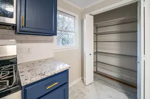 1138 Sassaquin Ave, New Bedford, MA 02745 - Photo 2