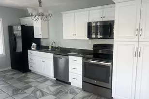 147 Lake Ave, Worcester, MA 01604 - Photo 2