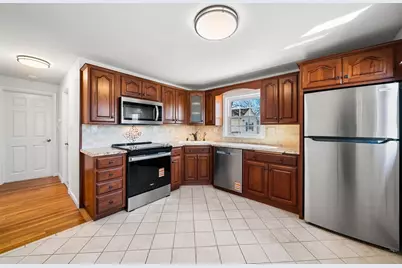 25 Hawkins Street, Weymouth, MA 02189 - Photo 2