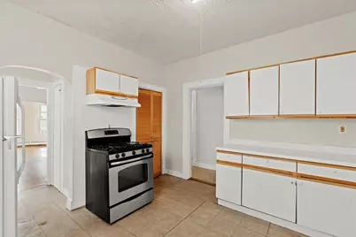 22 Elm St, Lynn, MA 01905 - Photo 10