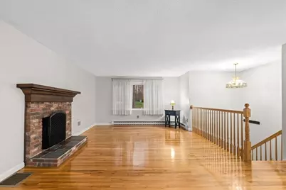 20 Jaybee Ave, Dudley, MA 01571 - Photo 10