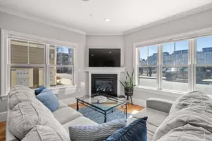 858 E 2nd St, Boston, MA 02127 - Photo 8