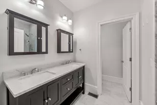 858 E 2nd St, Boston, MA 02127 - Photo 14