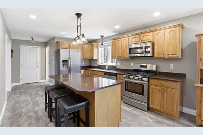 107 Summit Dr., East Bridgewater, MA 02333 - Photo 4