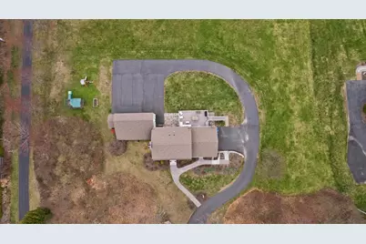 916 S East Street, Amherst, MA 01002 - Photo 8