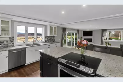 916 S East Street, Amherst, MA 01002 - Photo 22