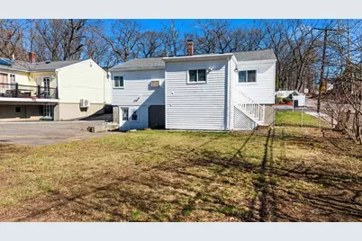 42 Brockton St, Boston, MA 02126 - Photo 24