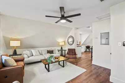 1142 Washington Street #2, Whitman, MA 02382 - Photo 4