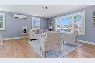 35 Hartford Ave, Bellingham, MA 02019 - Photo 8