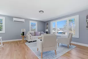 35 Hartford Ave, Bellingham, MA 02019 - Photo 8