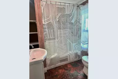 591 Varnum Ave, Lowell, MA 01854 - Photo 10