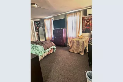 591 Varnum Ave, Lowell, MA 01854 - Photo 18