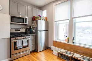 117 Elm, Newton, MA 02465 - Photo 2