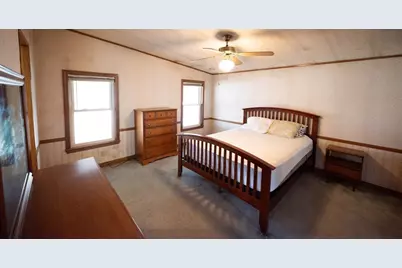 131 Champagne, Gardner, MA 01440 - Photo 16