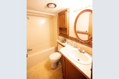 131 Champagne, Gardner, MA 01440 - Photo 22