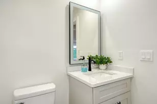 17 School, Hudson, MA 01749 - Photo 12