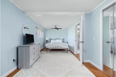 64 Pocasset Ave, Tiverton, RI 02878 - Photo 4