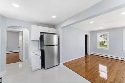 21 Wrona St, Springfield, MA 01151 - Photo 12
