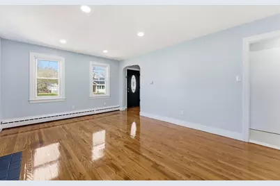 21 Wrona St, Springfield, MA 01151 - Photo 14