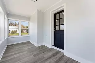 21 Wrona St, Springfield, MA 01151 - Photo 8