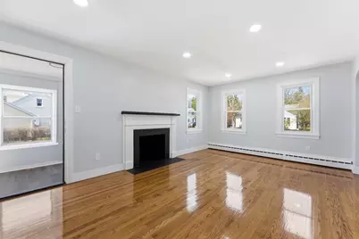 21 Wrona St, Springfield, MA 01151 - Photo 6