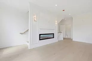 257 R Market St, Boston, MA 02135 - Photo 16