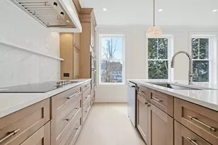 257 R Market St, Boston, MA 02135 - Photo 14