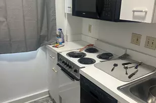 9 Colborne Rd, Boston, MA 02135 - Photo 4