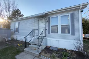 16 Mobile Home Way, Springfield, MA 01119 - Photo 1