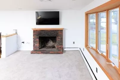 16 Willow Rd, Milford, MA 01757 - Photo 12