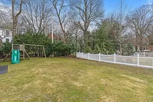 34 Glen Rd, Winchester, MA 01890 - Photo 6