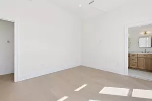 257 R Market St, Boston, MA 02134 - Photo 22