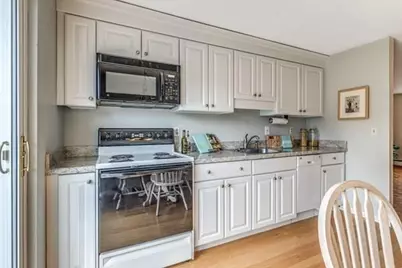 20 Washington Park Dr #12, Andover, MA 01810 - Photo 12