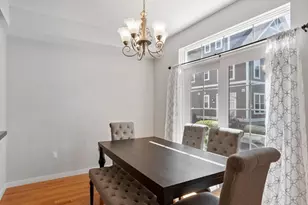 7 Lark Dr, Boston, MA 02126 - Photo 10