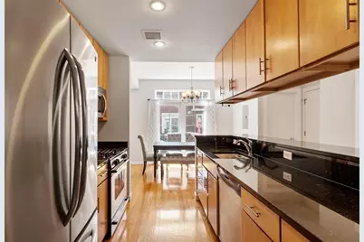 7 Lark Dr #202, Boston, MA 02126 - Photo 2