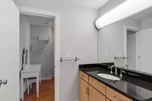 7 Lark Dr, Boston, MA 02126 - Photo 20