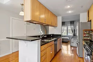 7 Lark Dr, Boston, MA 02126 - Photo 6
