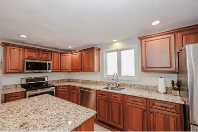 2 Natalie Rd, Chelmsford, MA 01824 - Photo 2