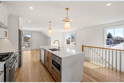 6-8 South #3, Stoneham, MA 02180 - Photo 4