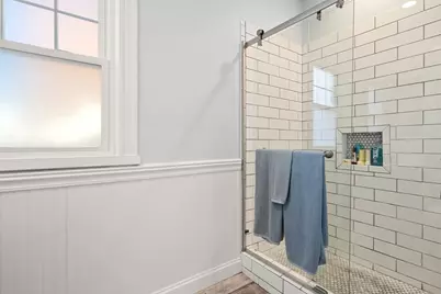372 Silver St, Boston, MA 02127 - Photo 10