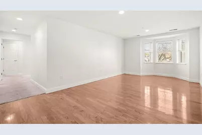 120 Wyllis Ave #103, Everett, MA 02149 - Photo 2
