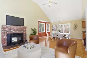 165 Rice Ave, Northborough, MA 01532 - Photo 4