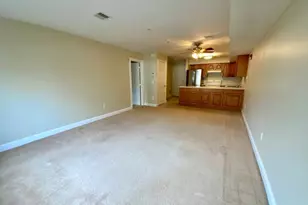 23 Greenleaves Dr, Amherst, MA 01002 - Photo 10