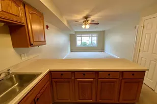 23 Greenleaves Dr, Amherst, MA 01002 - Photo 8