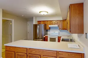 23 Greenleaves Dr, Amherst, MA 01002 - Photo 4