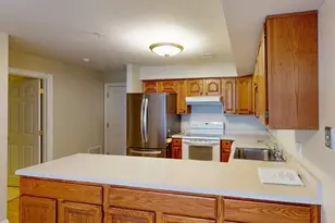 23 Greenleaves Dr, Amherst, MA 01002 - Photo 4