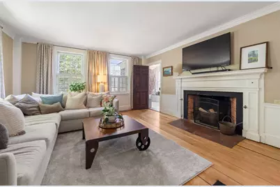 104 Standish St, Duxbury, MA 02332 - Photo 8